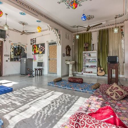 Backpacker Panda Lake Pichola أُودايبور المظهر الخارجي الصورة