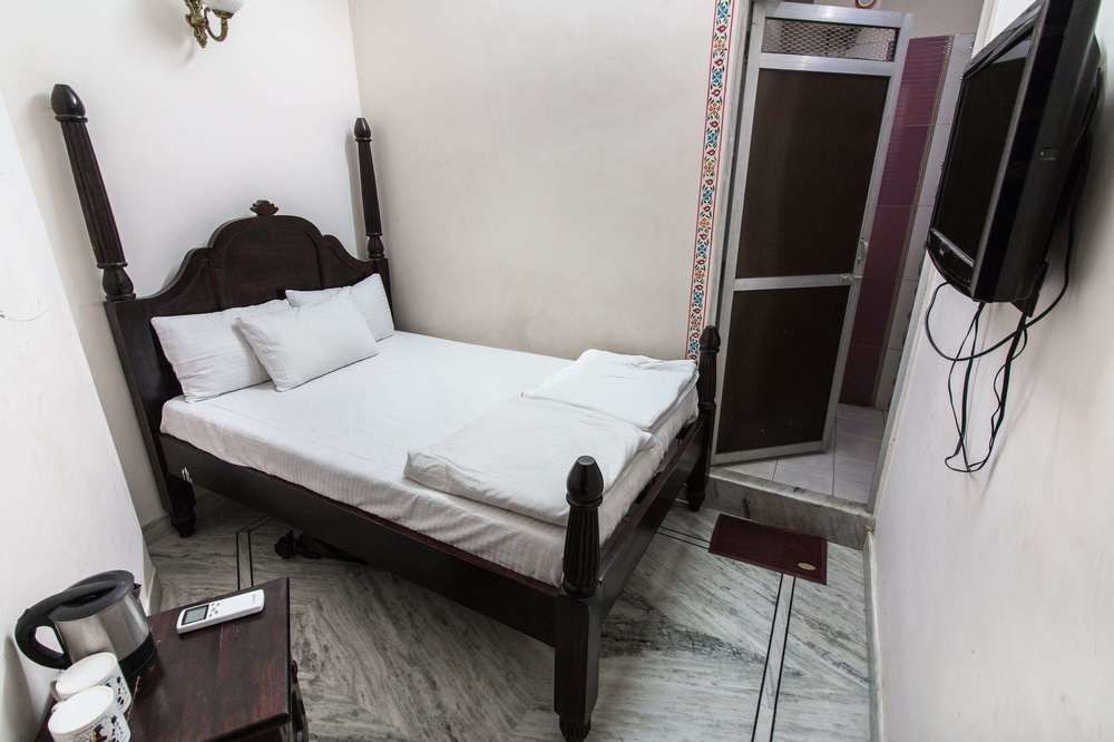 Backpacker Panda Lake Pichola أُودايبور المظهر الخارجي الصورة